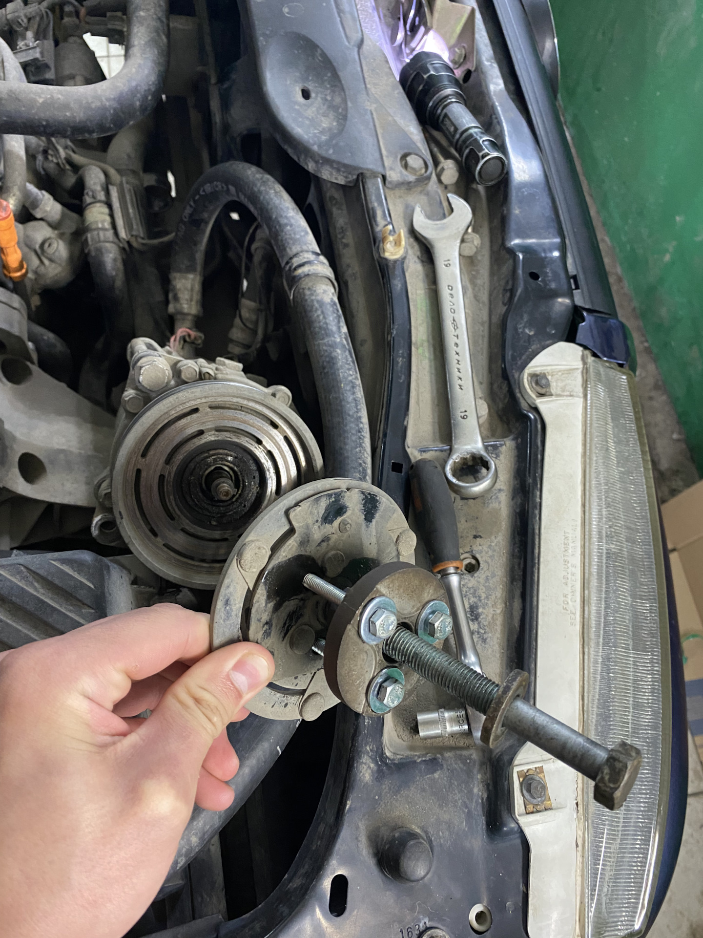 фильтр-осушитель для кондиционера автомобиля опель астра н. 6. салонный фильтр приора без кондиционера. фильтр салонный ваз 2170 ломающийся. фильтр салона ваз 2170 без кондиционера.