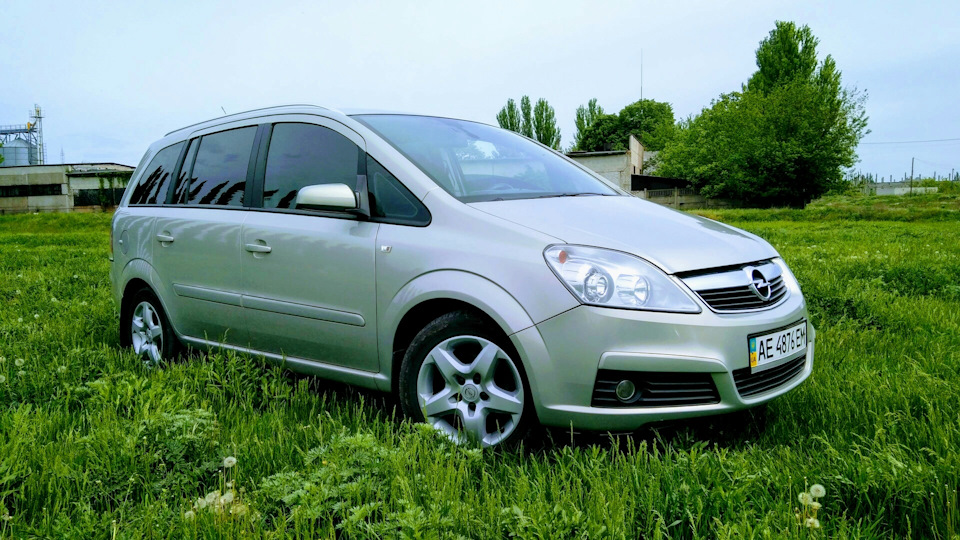 Опель зафира 2007 1.8. Opel Zafira 2008 1.8. Зафира а 1 8 бензин. Опель Зафира б 1.8 XER. Зафира б с вариатором 1.8.