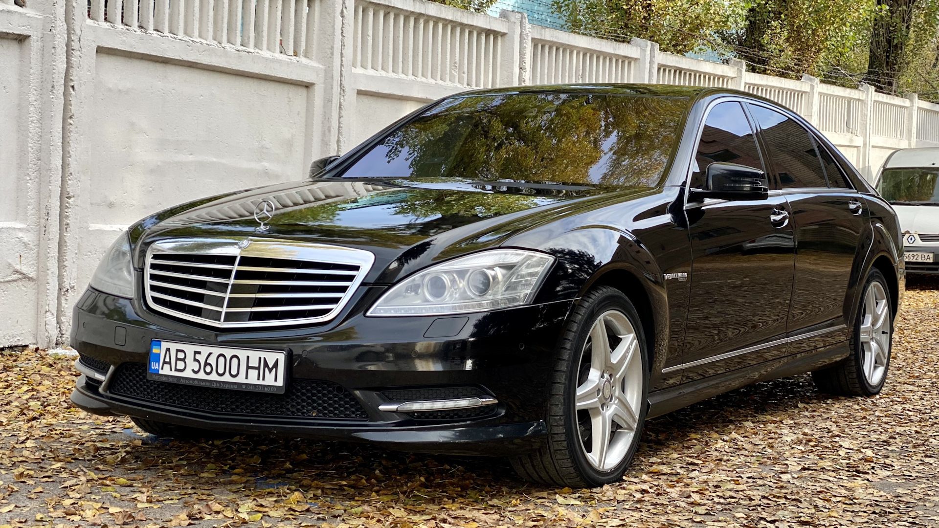 Mercedes-Benz S-Class (W221) 4.7 бензиновый 2011 | Друг 4.7 BiTurbo на  DRIVE2