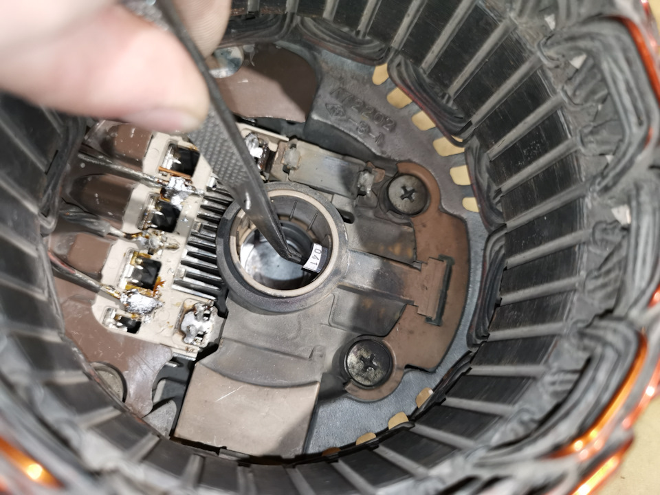 Скрип привода заслонок отопителя солярис - 83 фото