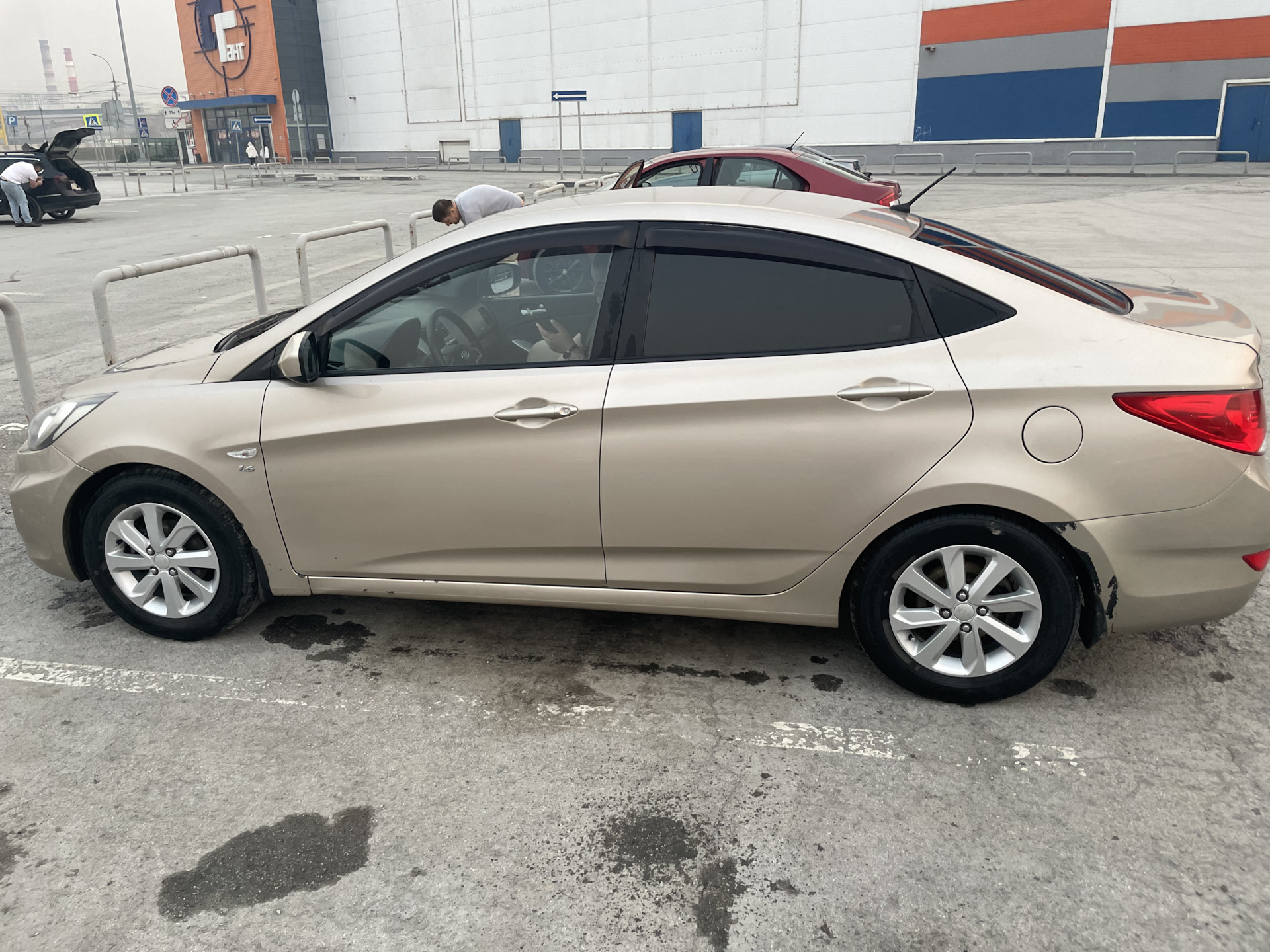 Новые колеса — Hyundai Solaris, 1,6 л, 2013 года | колёсные диски | DRIVE2