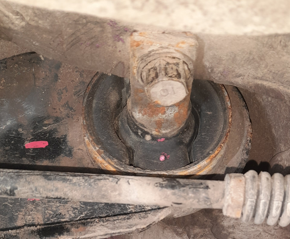 Контроль корректного угла запрессовки на продольных рычагах ...