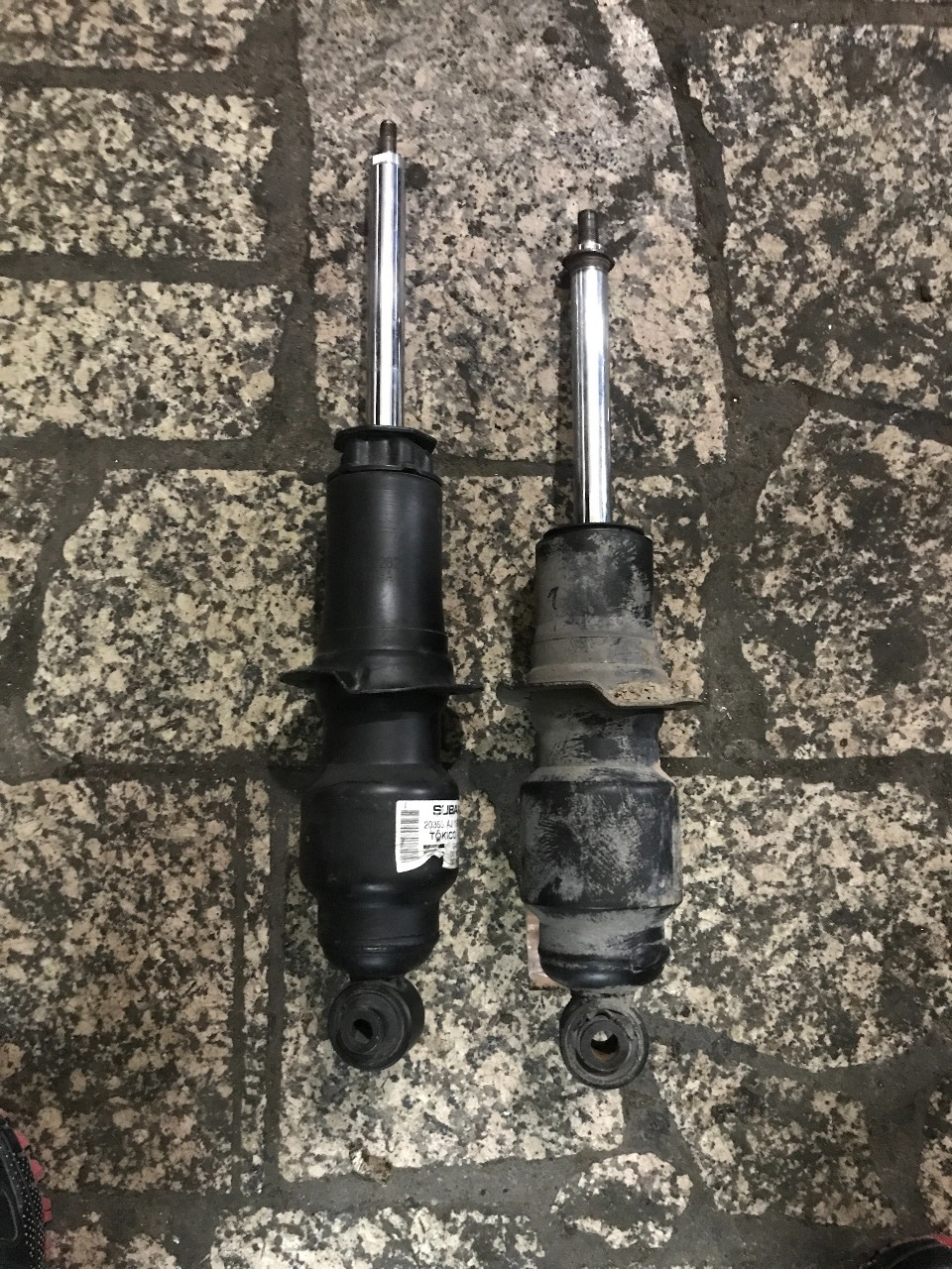 разница с лева форестер с права Аут BH BE BP — Subaru Legacy Outback (BE/BH)