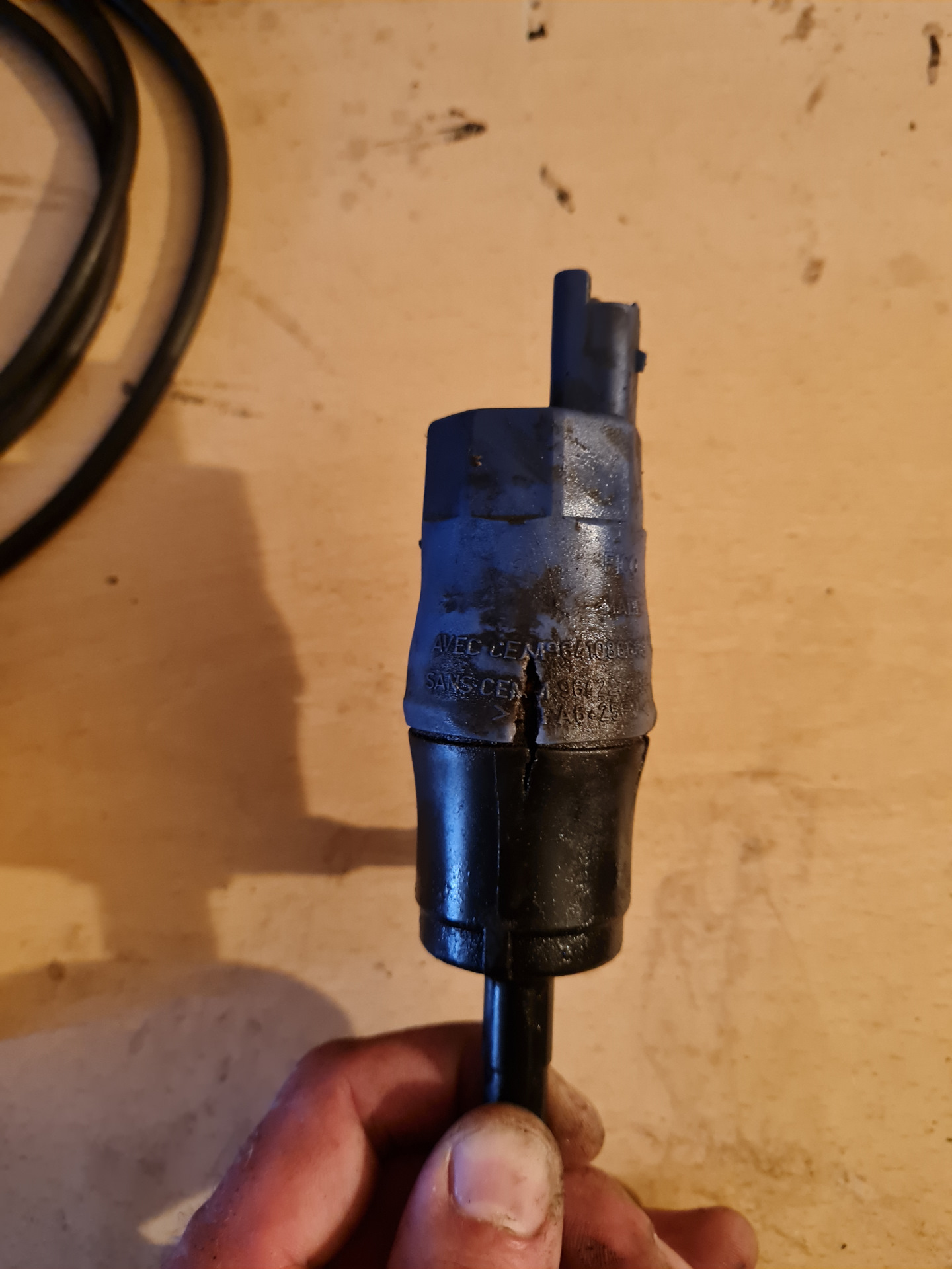 Мотор омывателя фар — Peugeot 307 CC, 1,6 л, 2005 года | своими руками ...