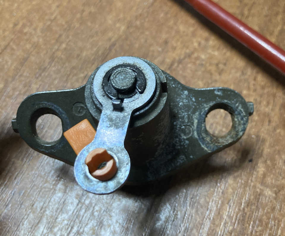 Ремонт личинки замка багажника — Toyota Avensis II, 2 л, 2004 года ...