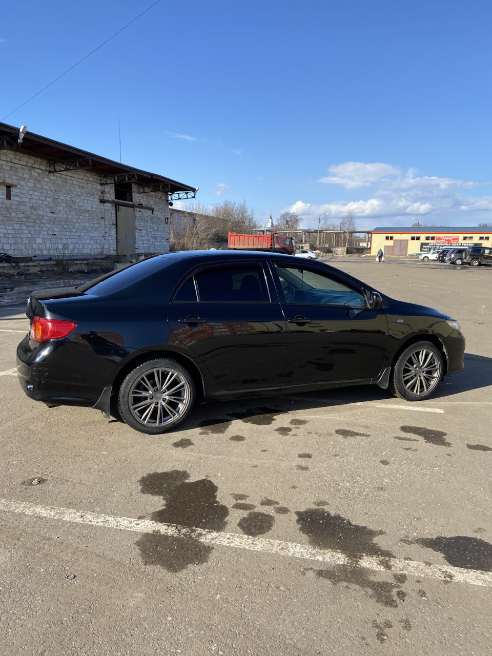 Какие диски красивее? — Toyota Corolla (140/150), 1,6 л, 2007 года |  колёсные диски | DRIVE2