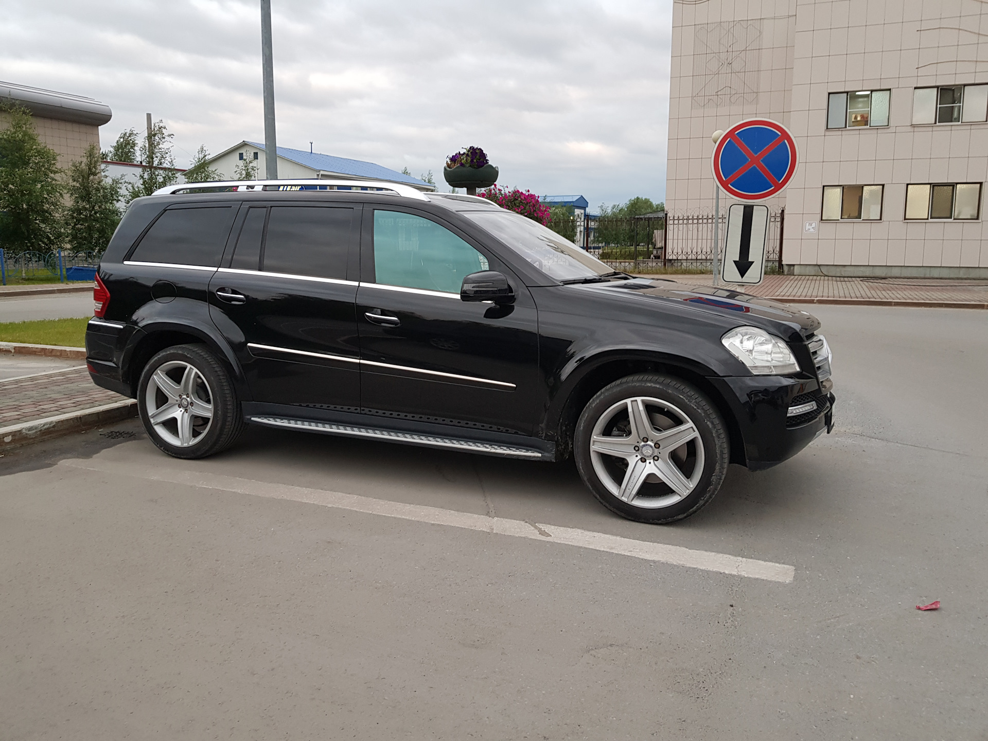 Технические характеристики Mercedes GL 450 AT X164