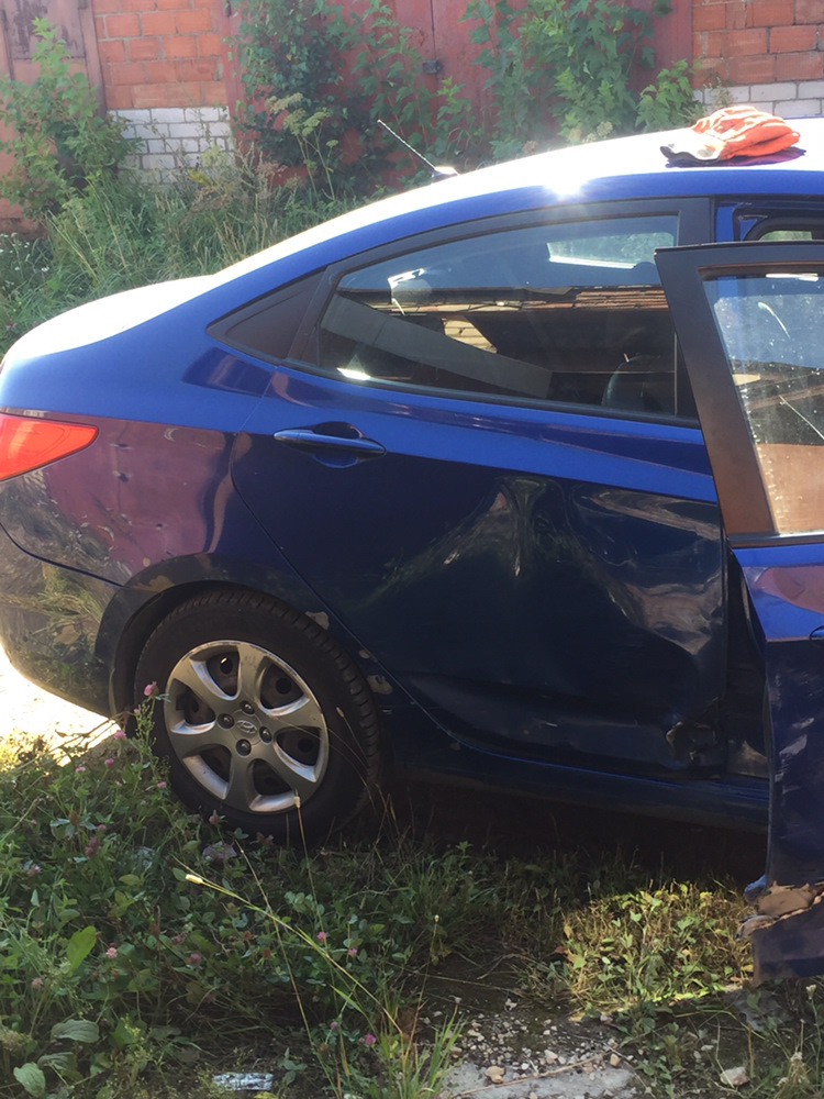 Калуга — Hyundai Solaris, 2012 года | ДТП | DRIVE2