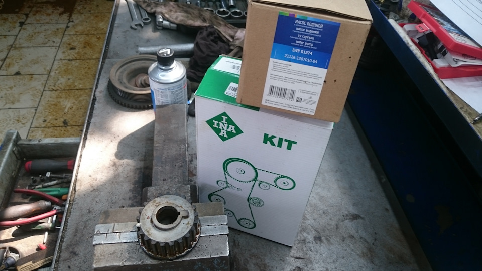 Фото в бортжурнале Lada Приора седан. Запчасти на фото: 21126130701004