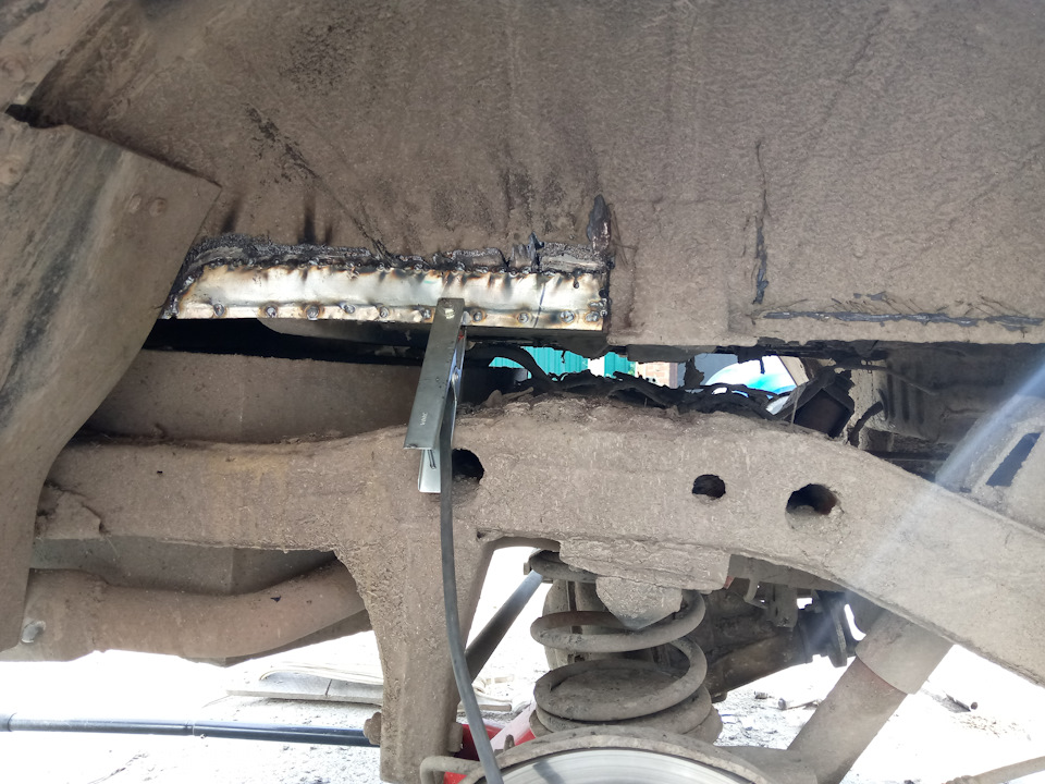 Фото в бортжурнале Mitsubishi Pajero (2G)