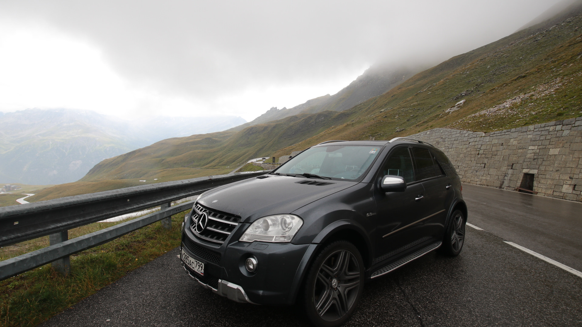 Mercedes Benz ml 63 AMG w164