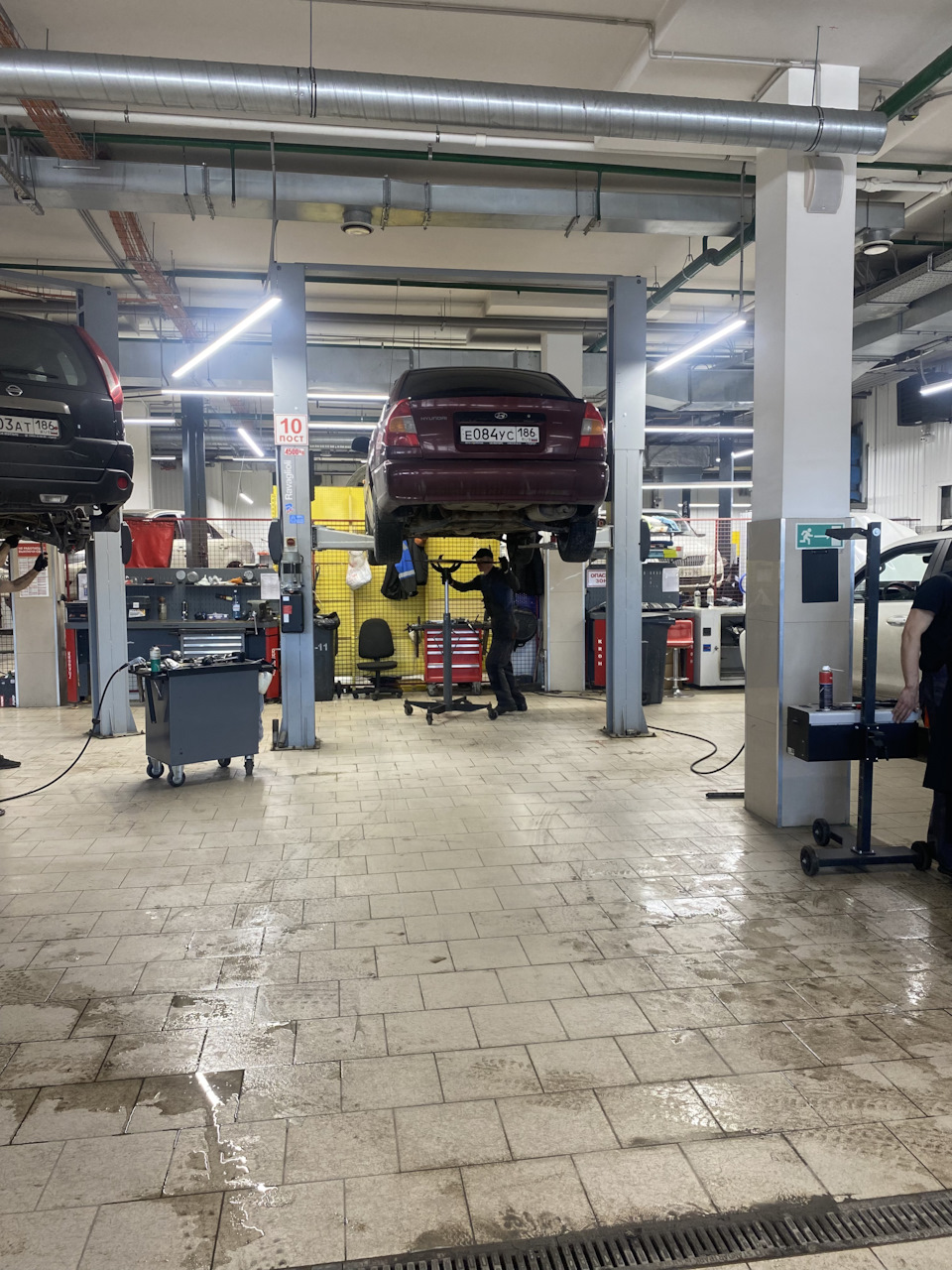 Ну ничего себе стук спереди на кочках — Hyundai Accent (3G), 1,5 л ...