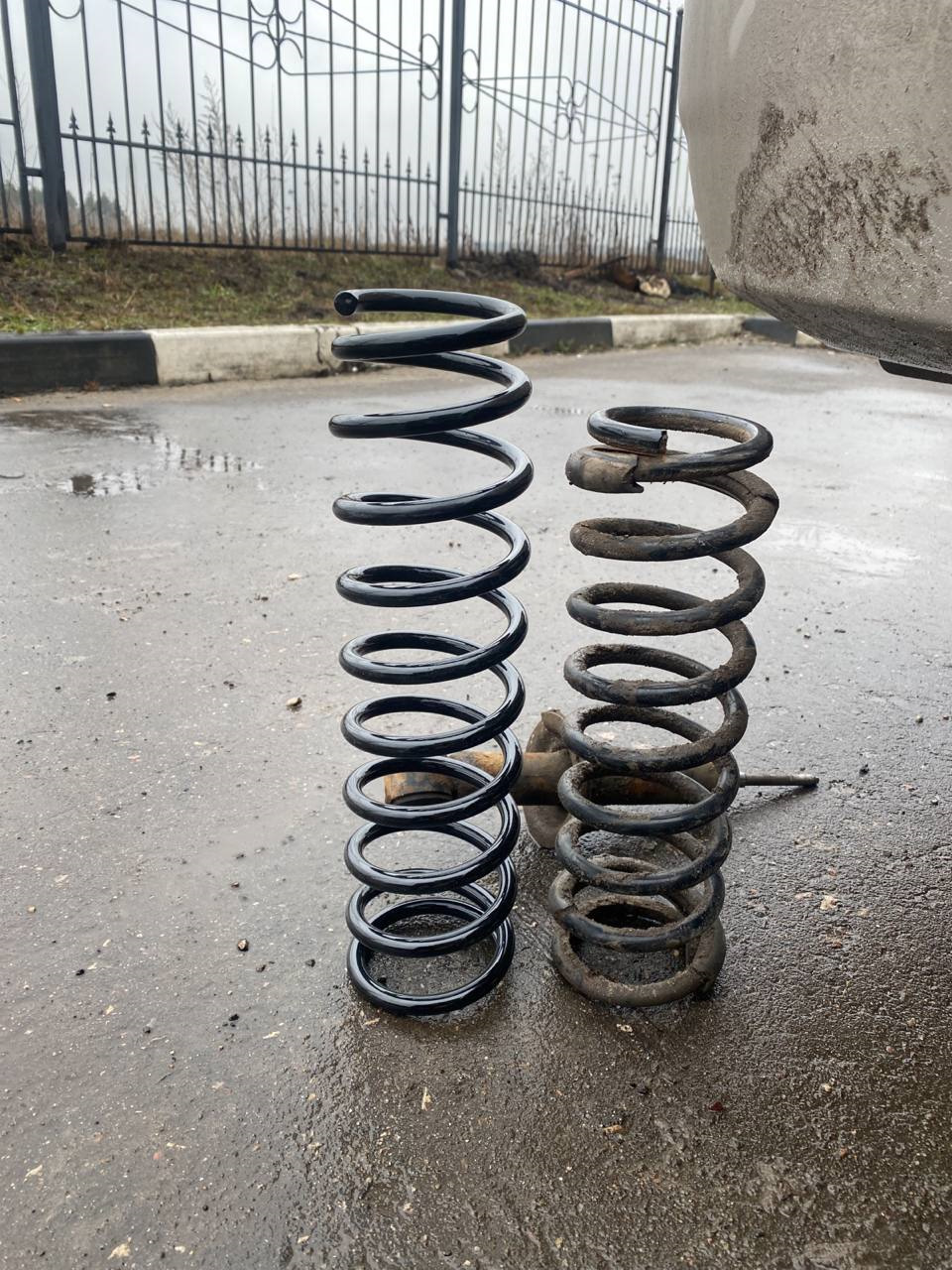 Задние стойки — Chery A5 Fora, 2 л, 2007 года | запчасти | DRIVE2