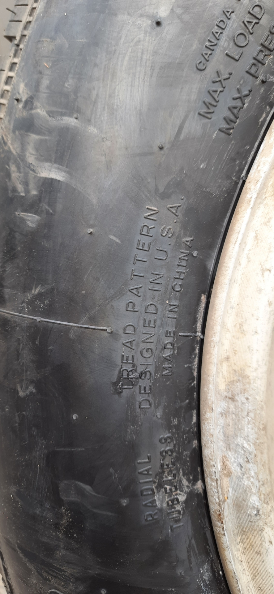 2 — Hyundai Grand Starex