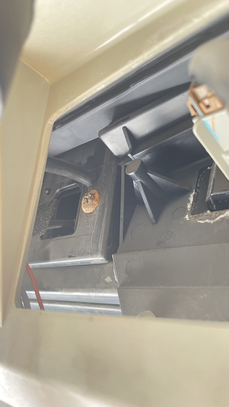 Подводка проводов — Nissan Murano II