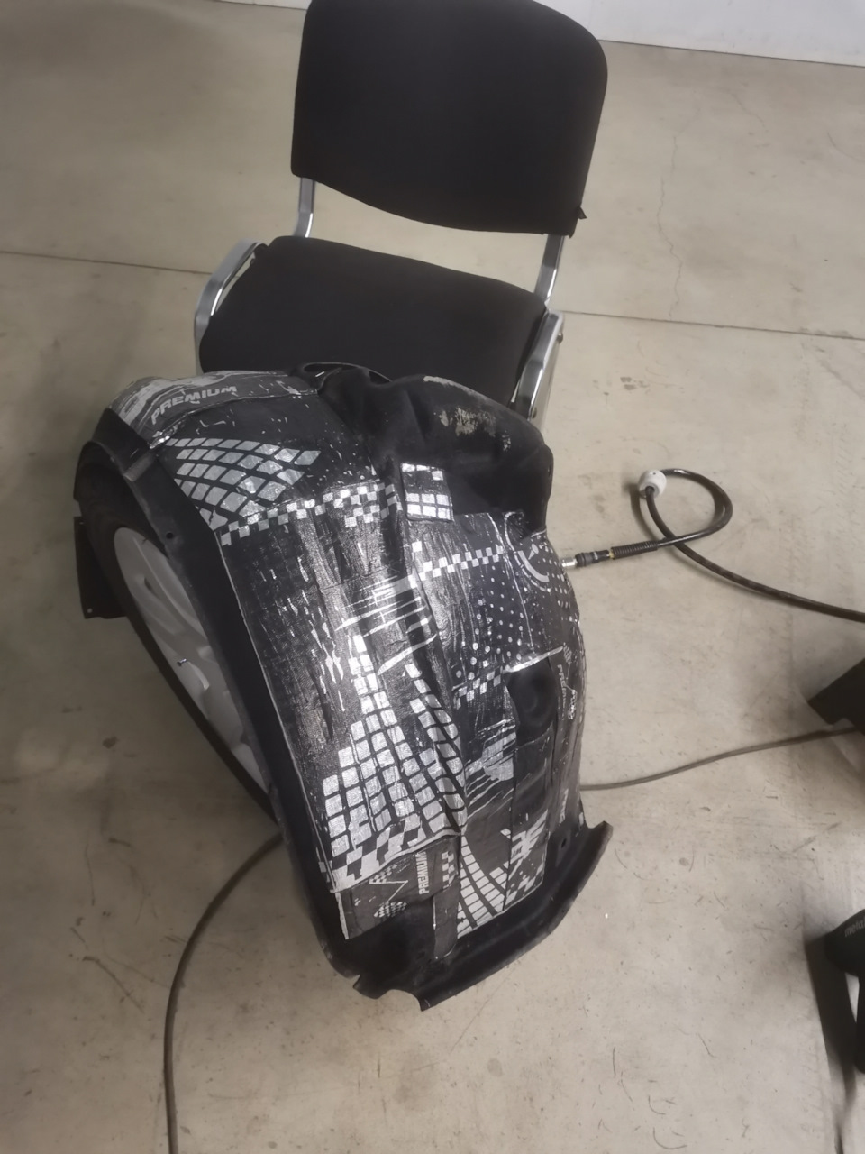 Шумка передних арок — Audi A6 (C7), 2 л, 2012 года | своими руками | DRIVE2