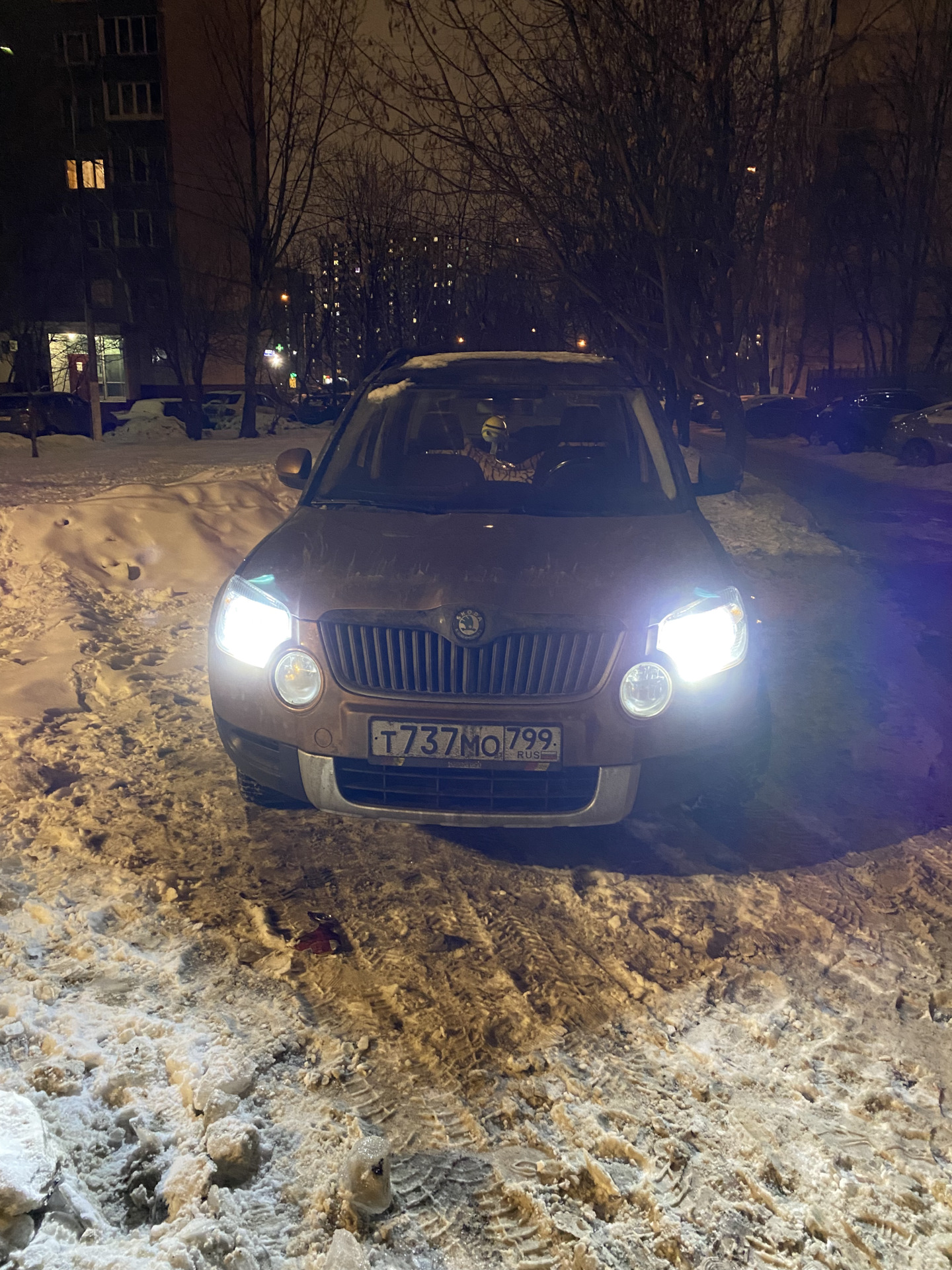 Установил линзованные лампы h4 — Skoda Yeti, 1,8 л, 2012 года ...