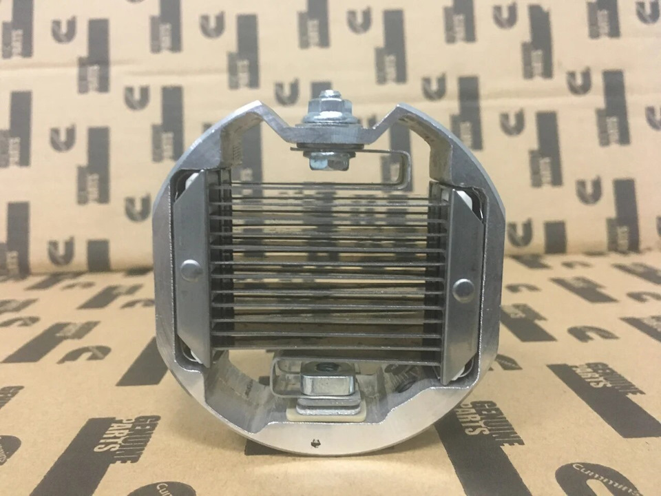 Подогреватель впускного воздуха cummins камаз. Подогреватель воздуха камминз 2. Подогреватель впускного воздуха cummins. Подогреватель воздуха камминз 4941309. 8 5264448 5285962.