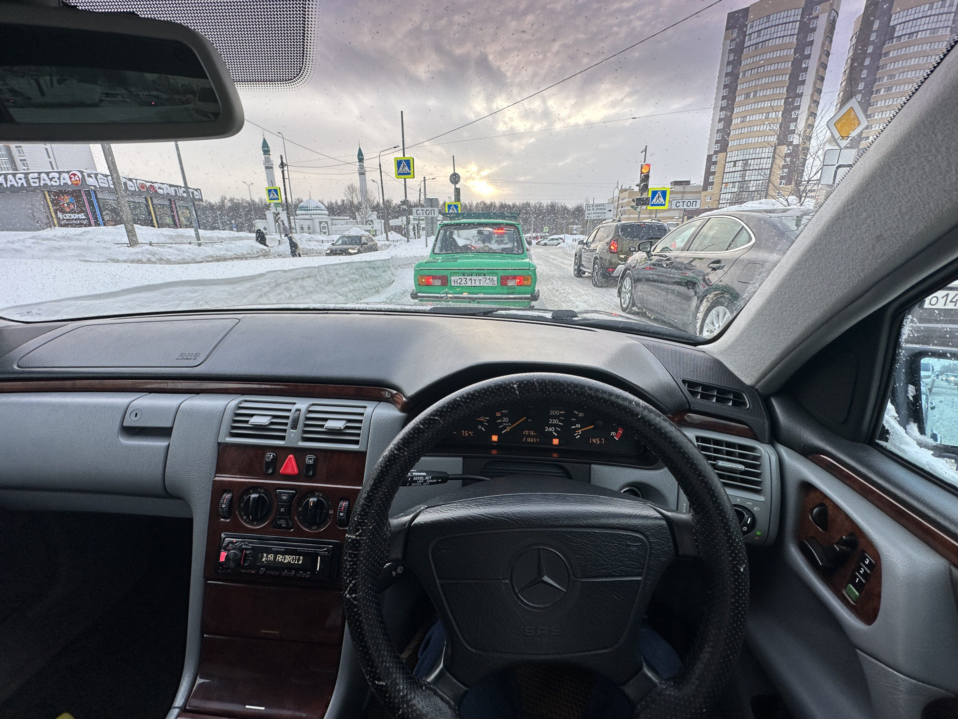 Выехали в город на Запорожце 🔥 — ЗАЗ 968, 1,2 л, 1986 года | видео | DRIVE2