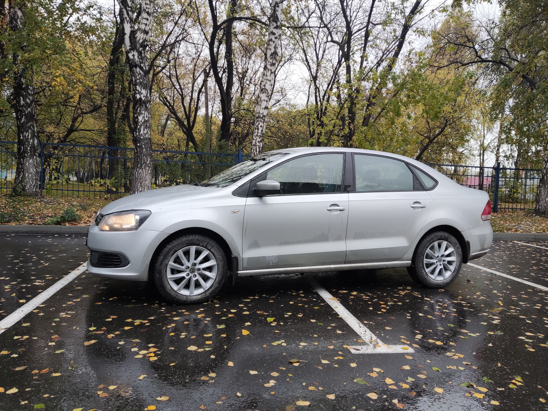 Дисули в подарок — Volkswagen Polo Sedan, 1,6 л, 2013 года | колёсные диски  | DRIVE2