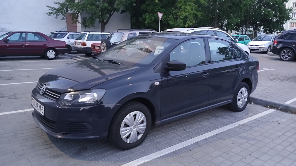 Volkswagen Polo Sedan Мышь