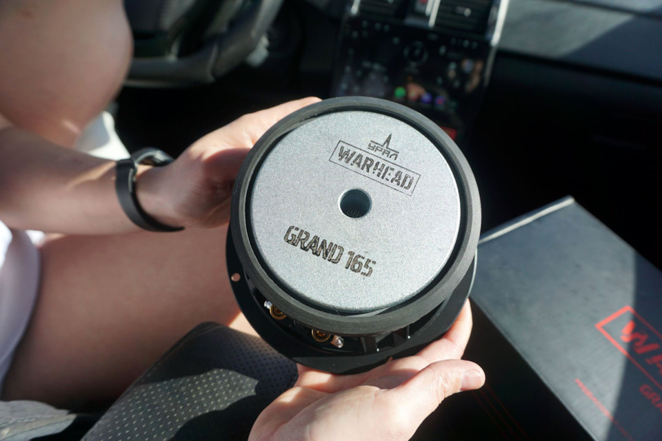 Фирменная маркировка — Lada Приора хэтчбек