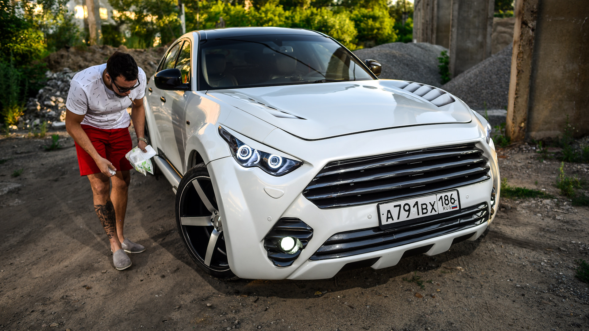 Infiniti FX (2G) 3.7 бензиновый 2013 | Suvorov White на DRIVE2