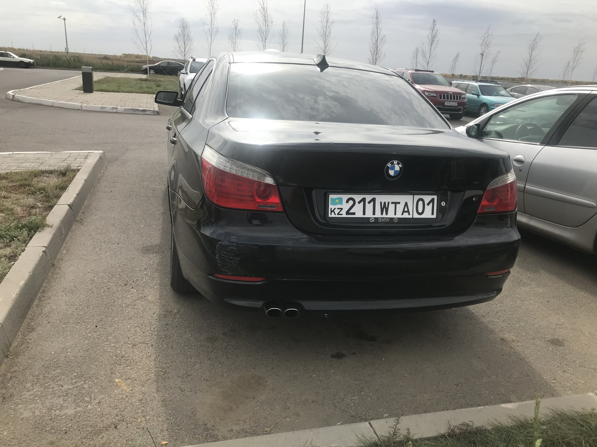 Крен на правую сторону — BMW 5 series (E60), 2,5 л, 2007 года | наблюдение  | DRIVE2