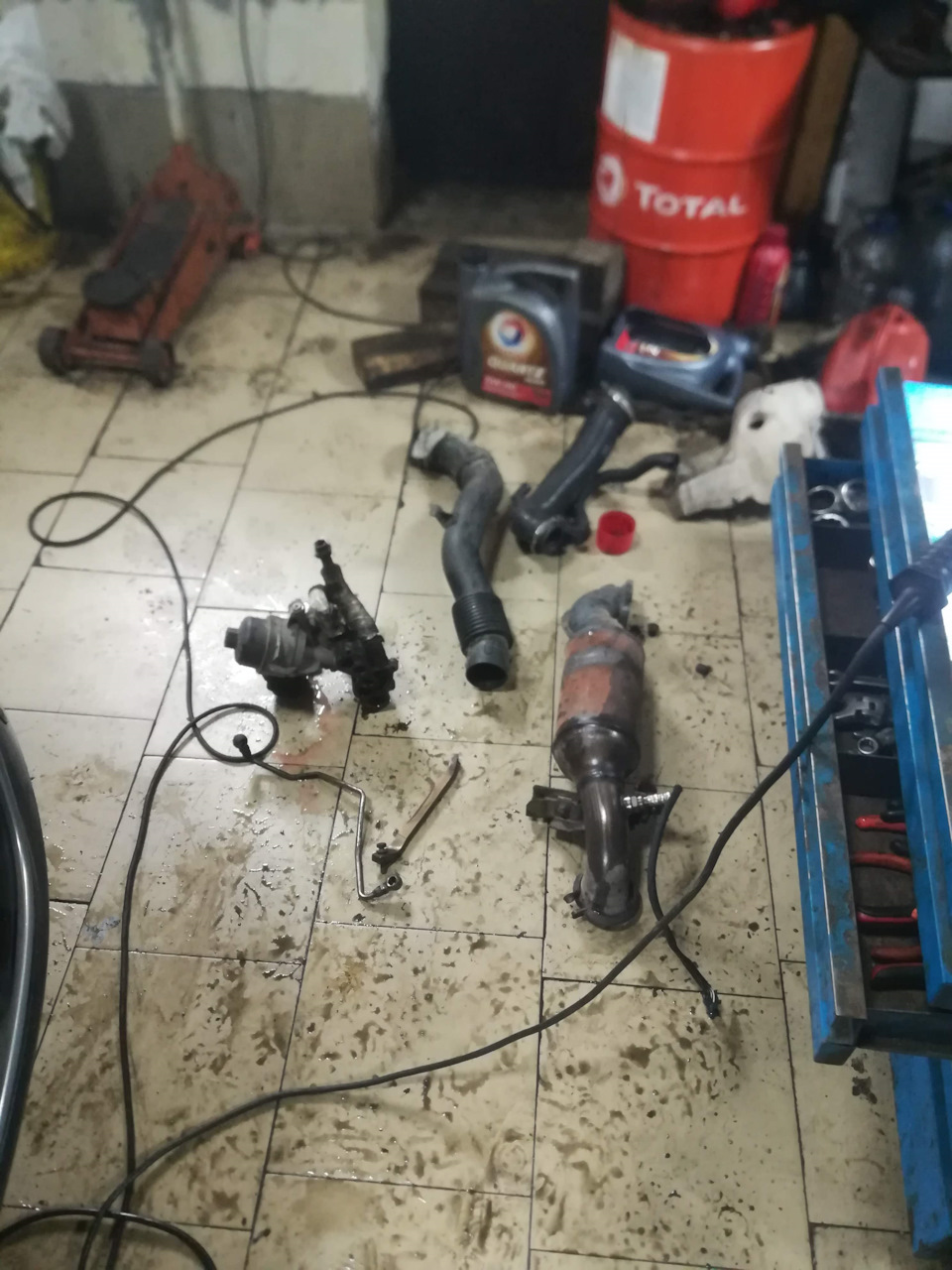 Дым из под капота. Часть 3 — Citroen C5 (2G), 1,6 л, 2010 года | визит ...