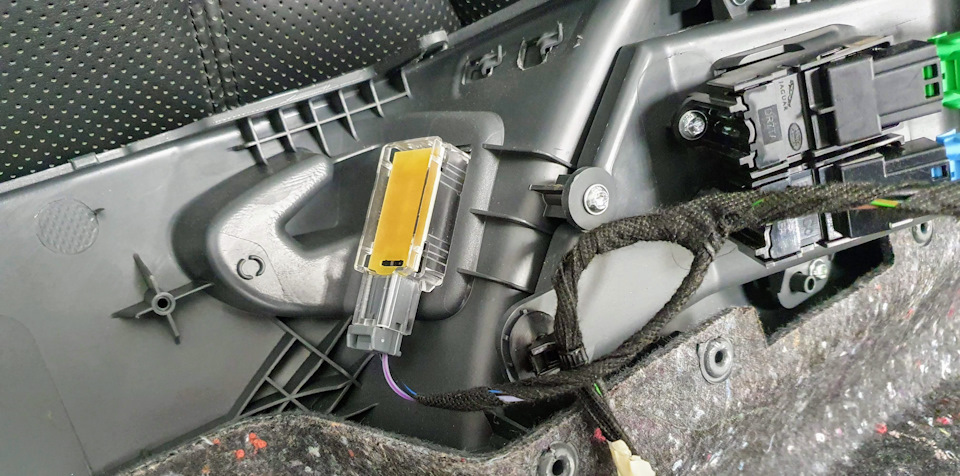 Фото в бортжурнале Land Rover Discovery Sport (1G)