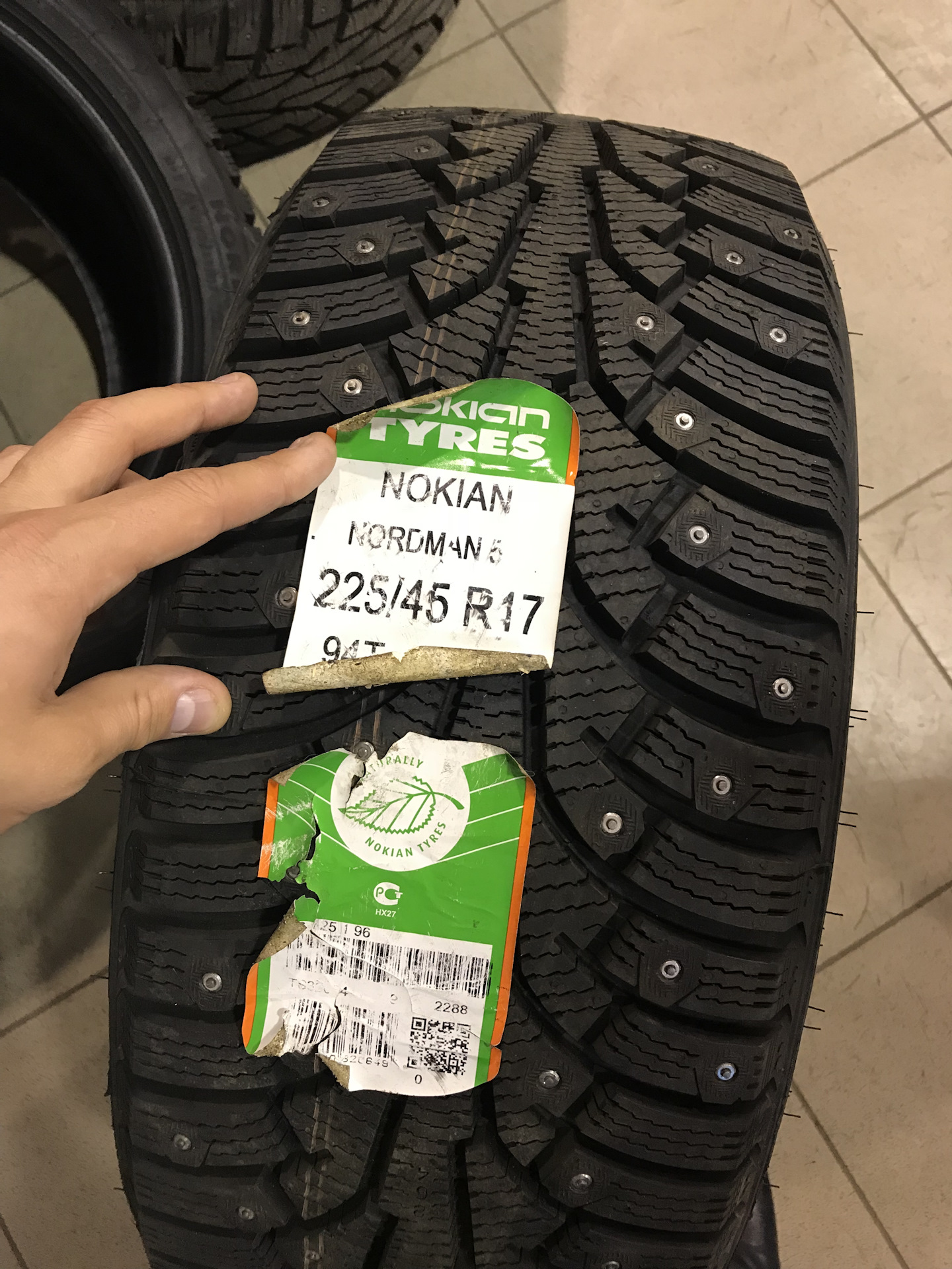 Резина nokian r17. Nokian Tyres Nordman 7 225/45 r17. Nokian 225. Nokian Tyres Nordman 5. Nokian Tyres Nordman 8 94t TL шип.