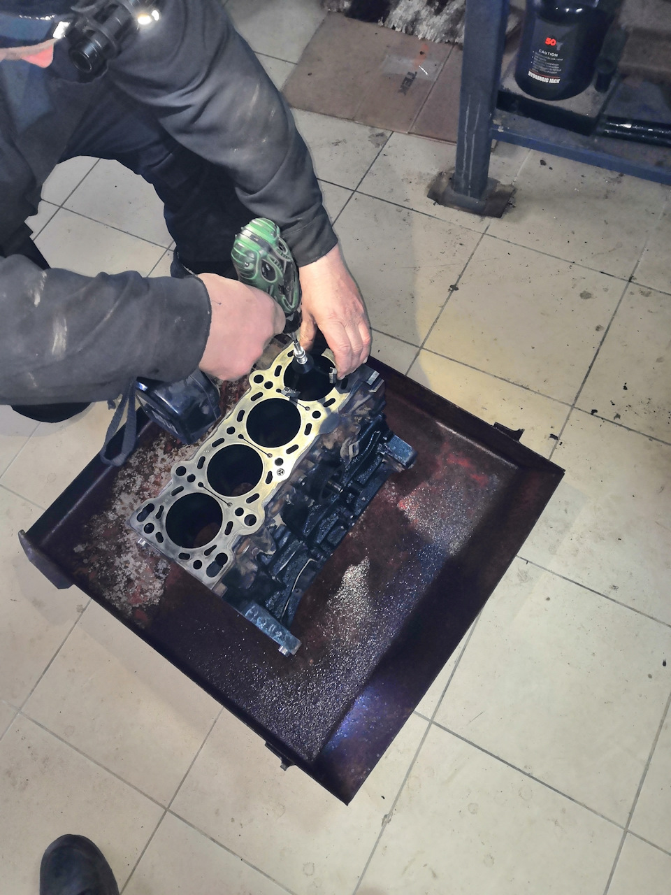 Подняли хон в цилиндрах — KIA Spectra, 1,8 л, 2001 года | своими руками ...