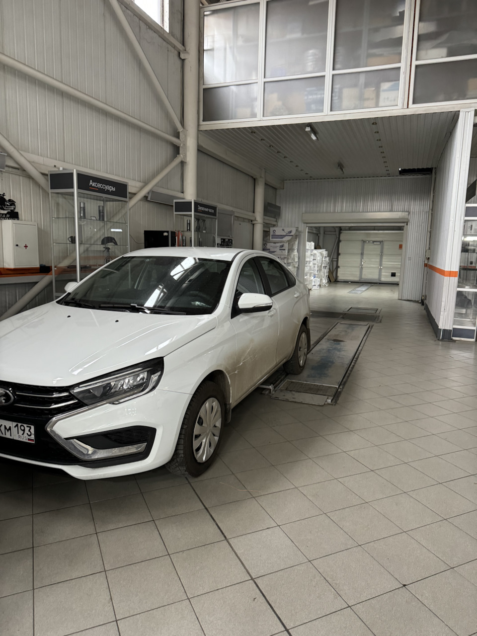 Замена датчика педали тормоза и регулировка схождения — Lada Vesta (NG),  1,6 л, 2023 года | визит на сервис | DRIVE2