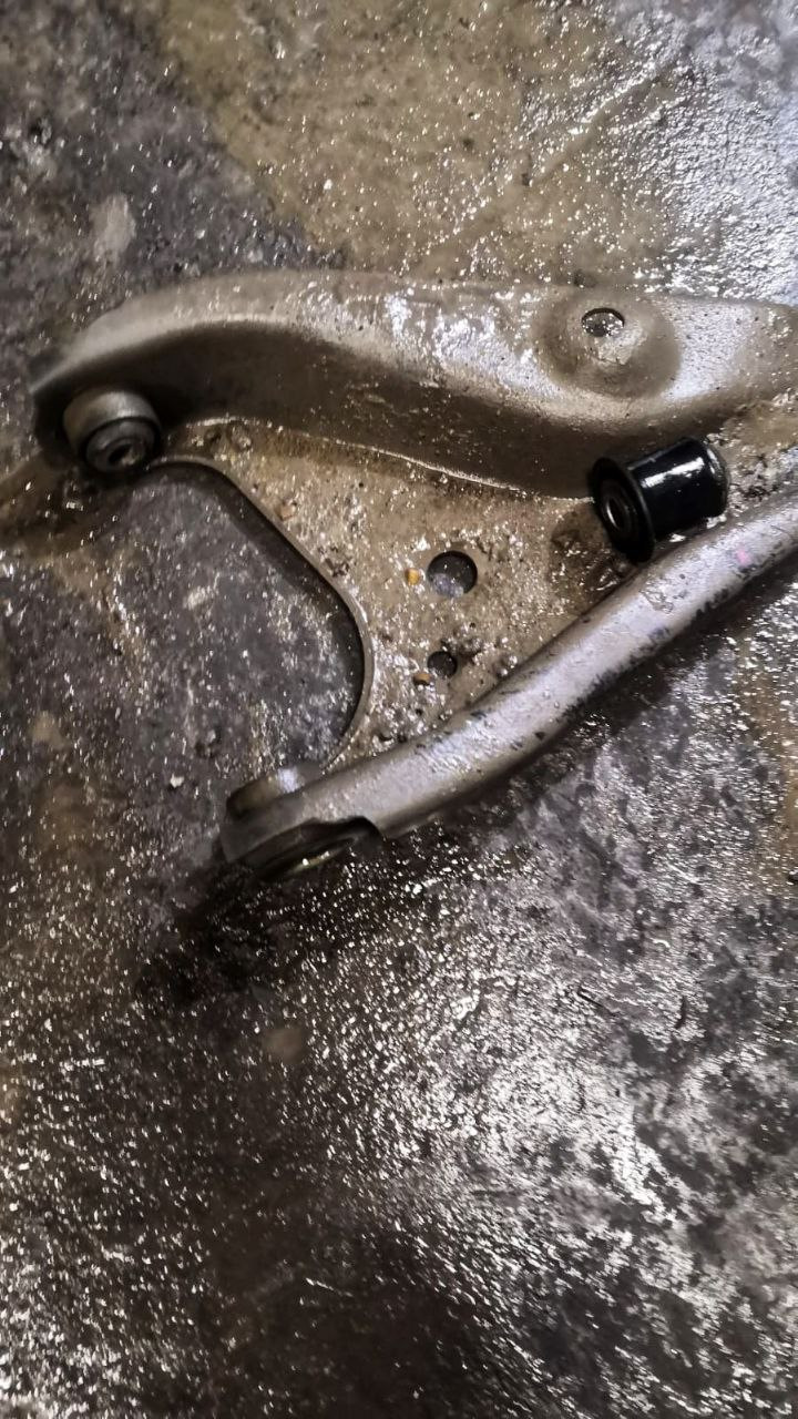 123. ( Замена Сайлентблоков + Ступичного Подшипника 386.602 км ...