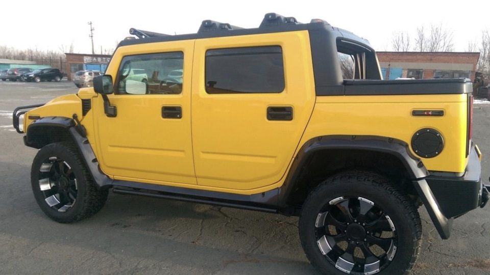 custom yellow hummer h2