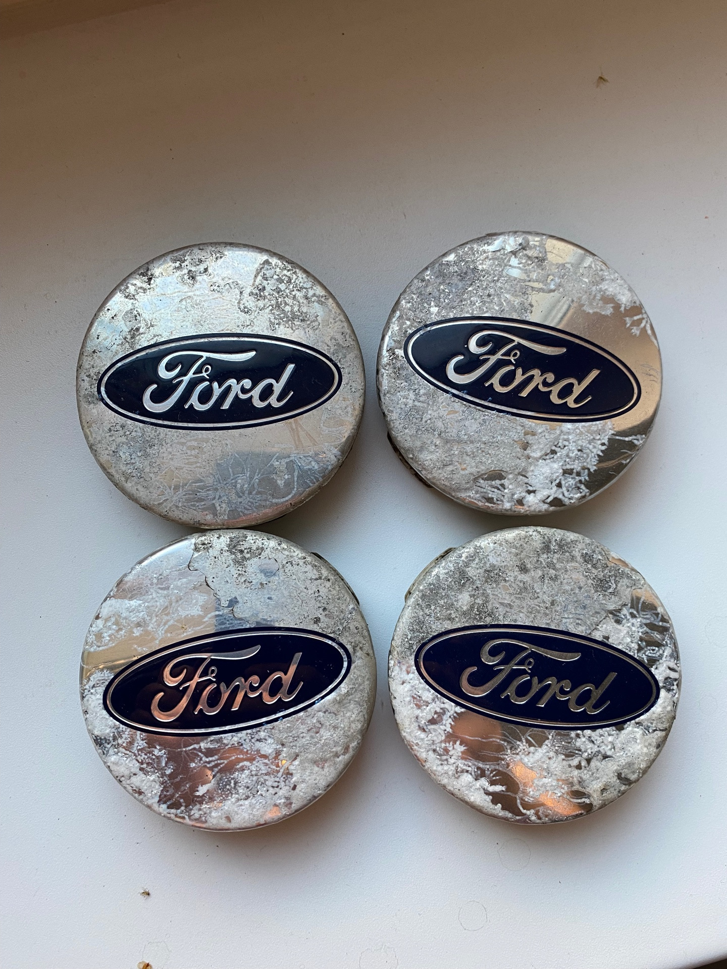 Восстановление заглушек колесных дисков — Ford Explorer (5G), 3,5 л ...