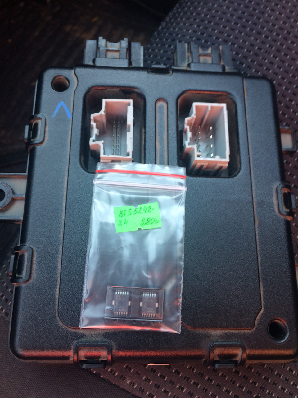 Фото в бортжурнале Lada Granta