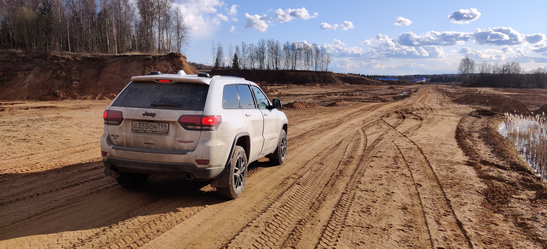 Карантино -покатушечничество на Широком. — Jeep Grand Cherokee (WK2), 3,6  л, 2019 года | покатушки | DRIVE2