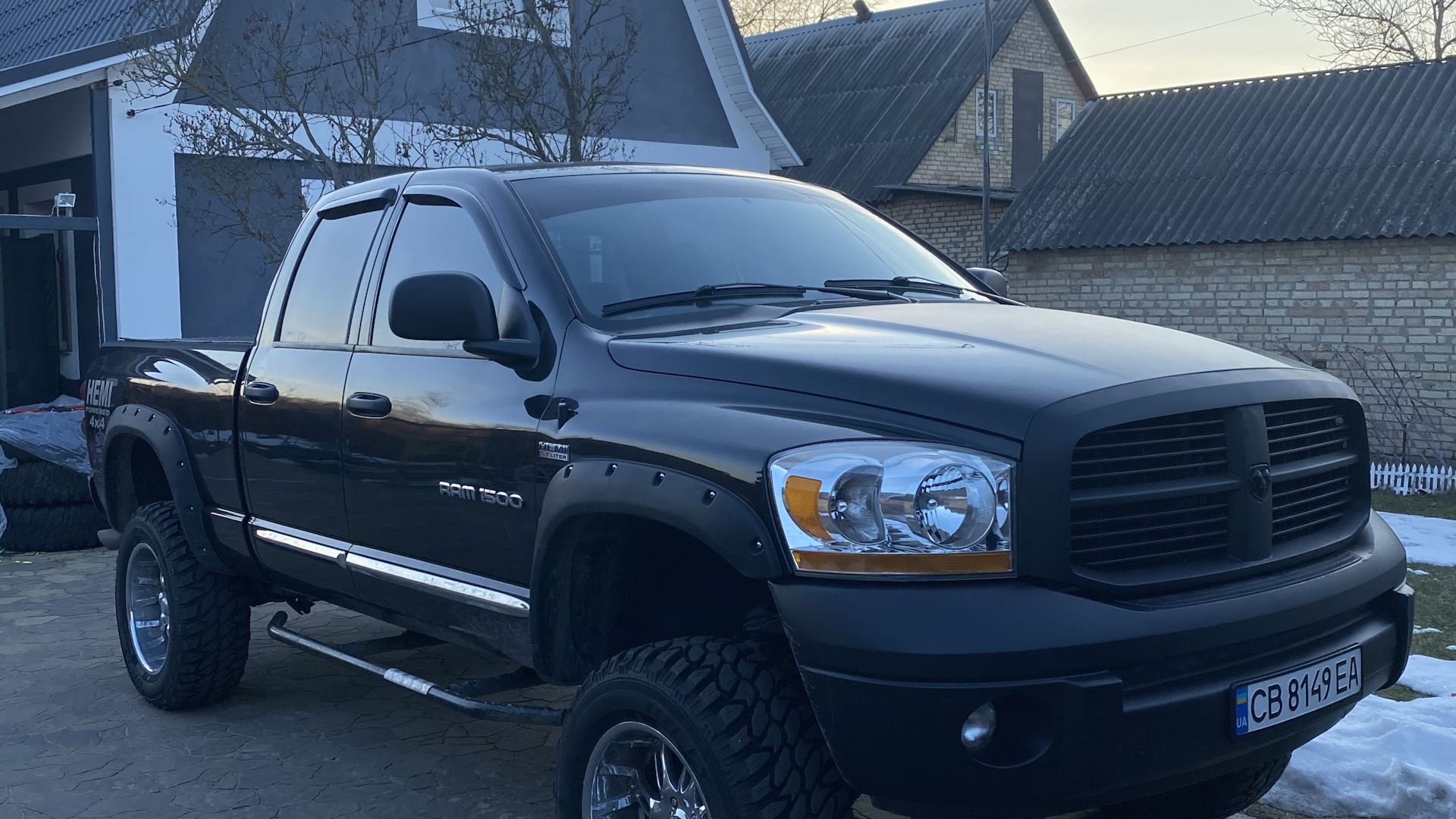 Dodge ram 5 7 2006 hemi 5 7 laramie drive2