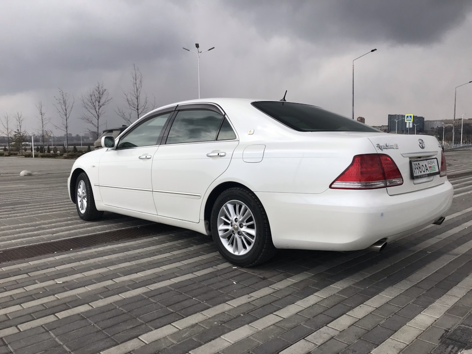 Toyota Crown s180 Р±РµР»С‹Р№