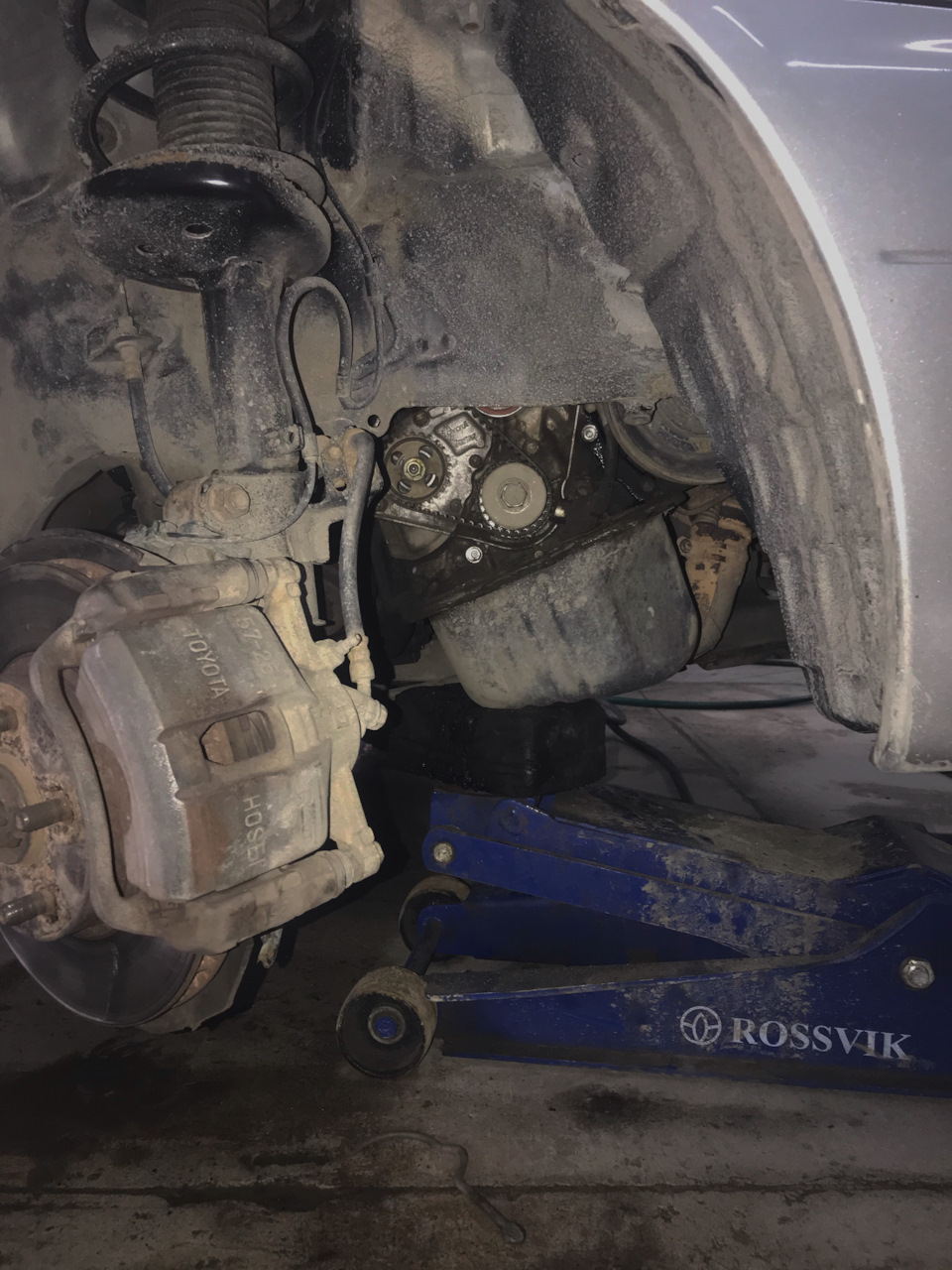 Шум, стук, шорканье в районе ГРМ 3SFE — Toyota Carina (7G), 2 л, 2001 ...