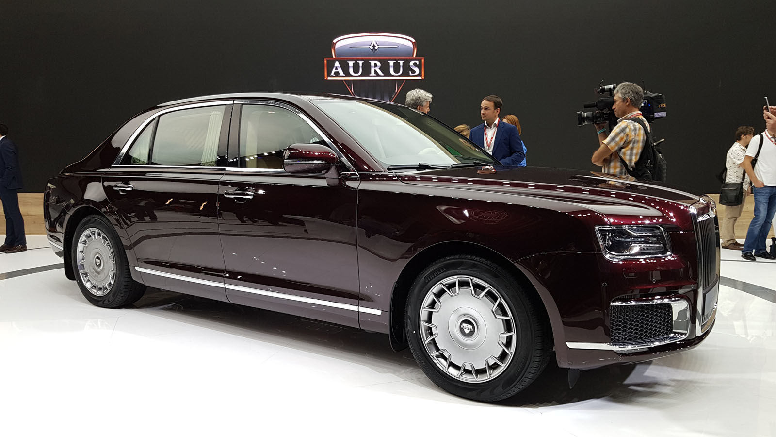 Aurus автомобили где производят. Лимузин Aurus Senat Limousine l700. Машина Aurus Senat. Aurus-41231 «Сенат». Аурус Сенат 2020.