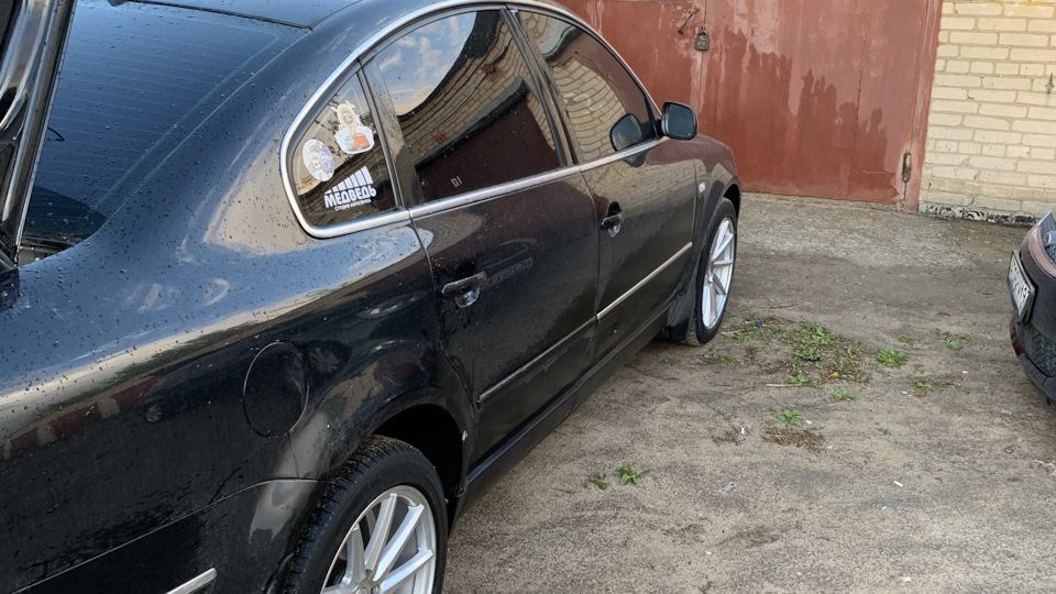 Подскажите какая резина лучше встанет 225/50 r17 или 215/50 r17 ...