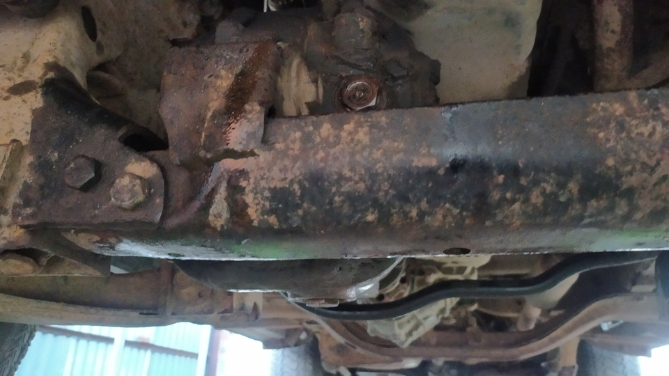 Замена масла, передний мост — Great Wall Safe, 2,2 л., 2005 года ...