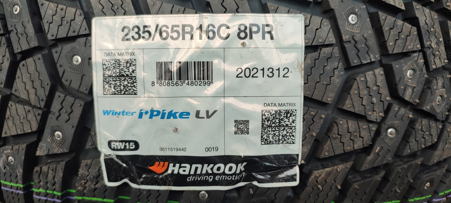 65 16. Hankook Winter i Pike lv rw15. 185/75r16c Hankook Winter i*Pike lv rw15 104/102r*. I-Pike lv rw15 235/65r16c 115/113r. Hankook lt205/75r16c 110/108r Winter i*Pike lv rw15 TL pr8 (шип.).