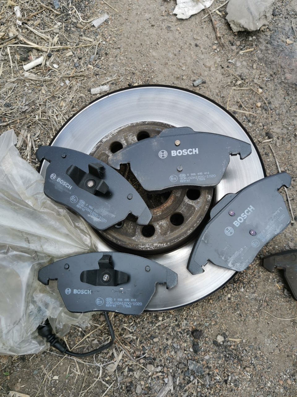 0986495412 ДИСКОВЫЕ КОЛОДКИ ПЕРЕДНИЕ PREMIUM2 BOSCH | Запчасти на DRIVE2