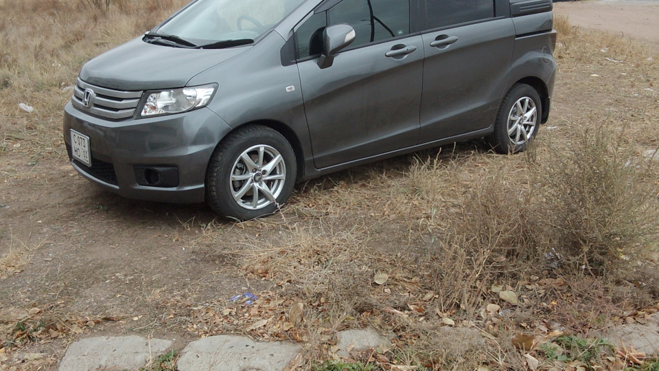 Honda Freed Spike