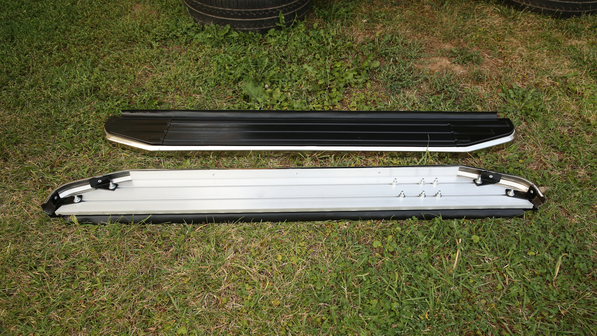 1449. Hyundai ix55 07 (2007-2013) с порогами накладка на крыло. 79. купить пороги алюминиевые arbori standart silver 1800 для renault duster. пороги mercedes ml 163.