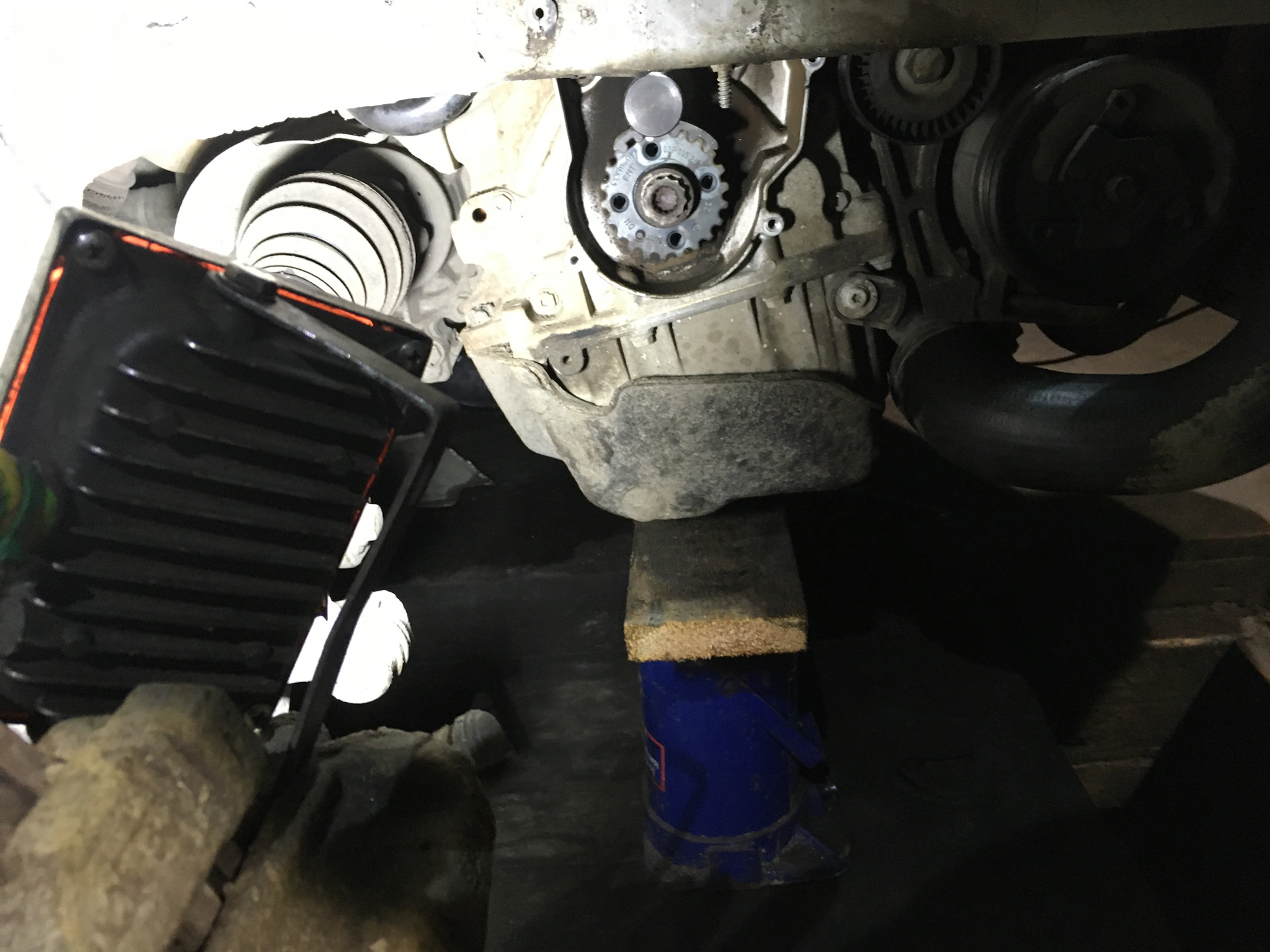 Замена комплекта ГРМ, топливного фильтраTiguan 5N2 2.0TDI (CLJA) — DRIVE2