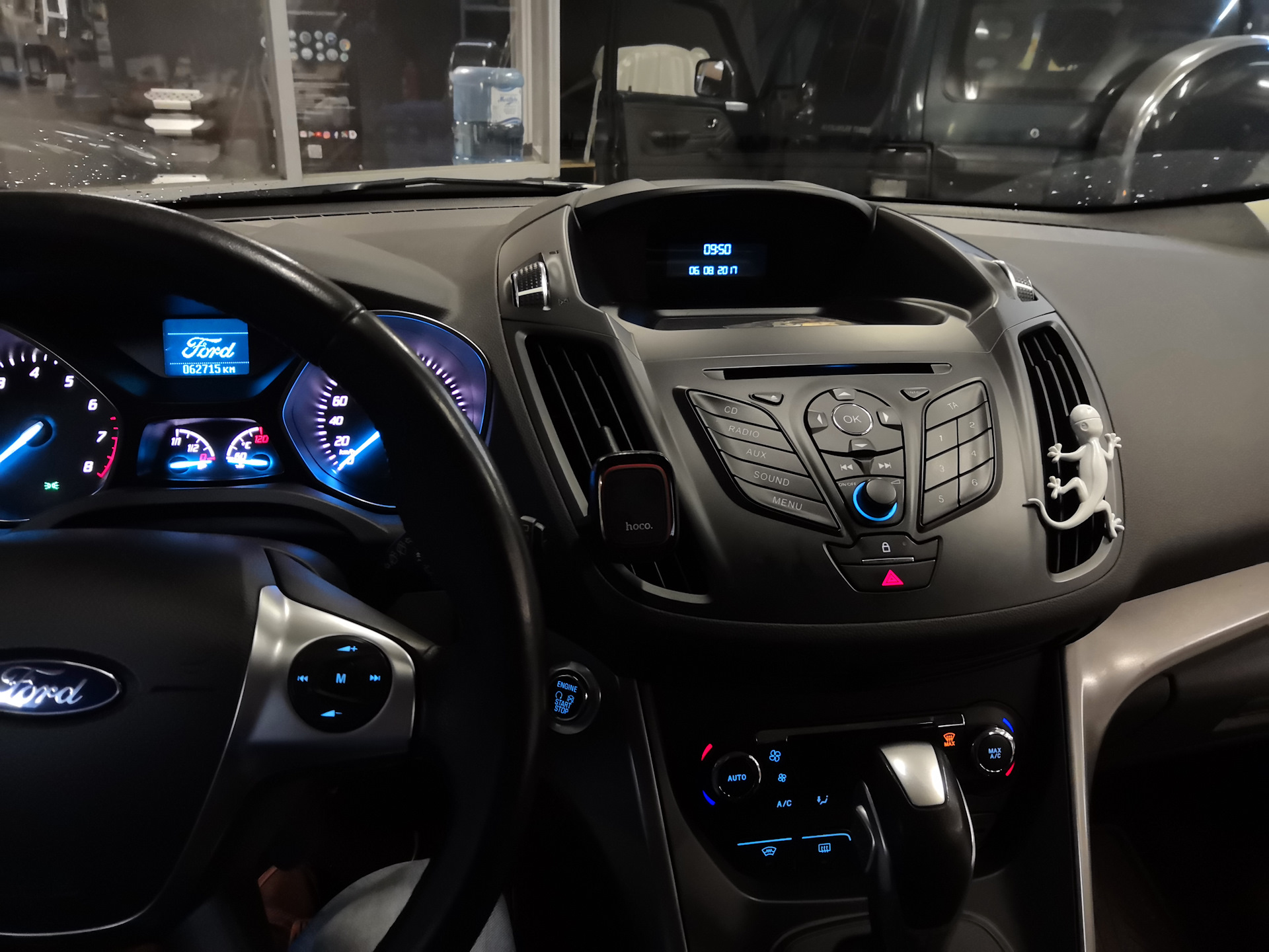 Панель на кугу. Мультимедиа Ford Kuga 2. Аудиосистема в Форд Куга 2. Штатная магнитола Ford Kuga 2. Ford Kuga 2 Android.
